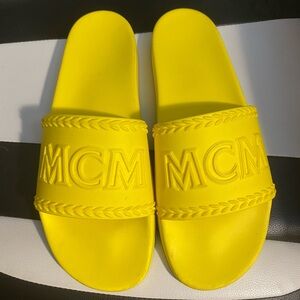 Yellow MCM slides.